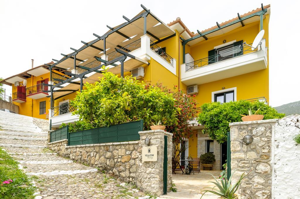 Yellow House Aparthotel Parga Exterior photo